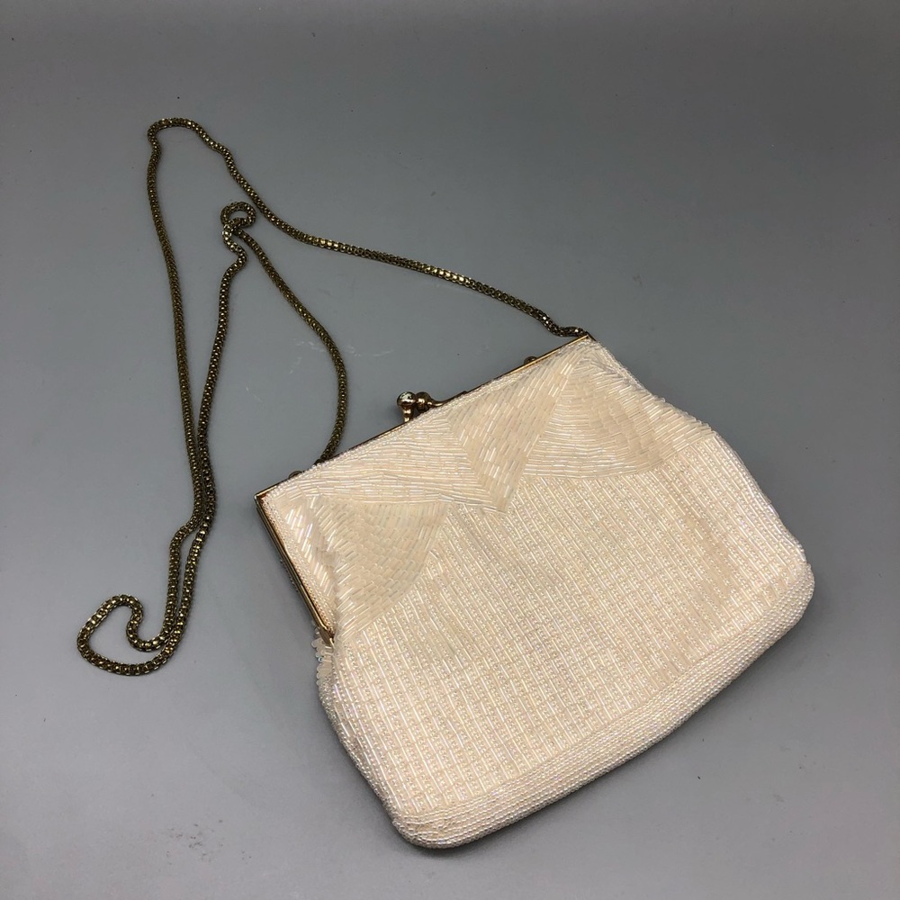 Vintage Magid opalescent white beaded shoulder bag